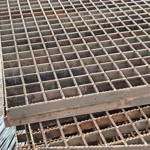 G325/40/100W鋼格板鋼格柵板綠色環保與可持續性