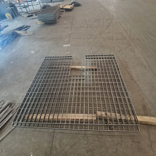 異形鋼格板鋼格柵板的技術創新及海外市場