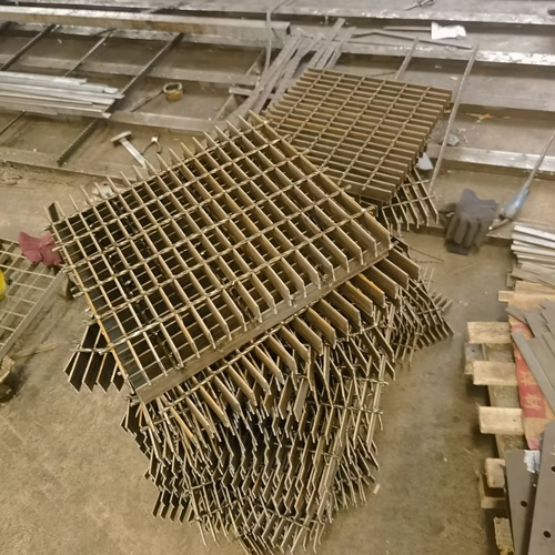 表面處理暗藏玄機！不同工藝對鋼格柵壽命的影響