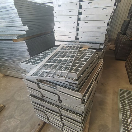 鋼結構平臺鋼格柵：輕量化與高強度的工程平衡術