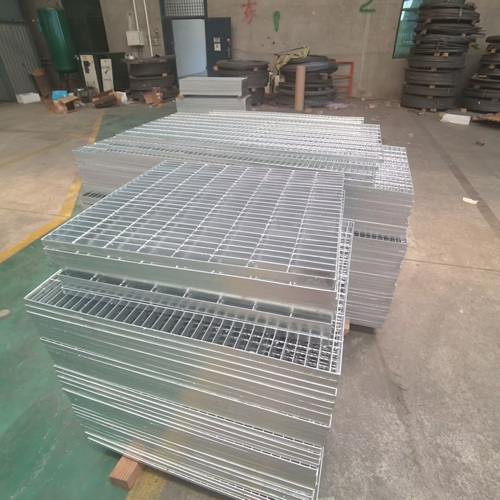 食品廠鋼格柵：符合衛生標準的清潔方案