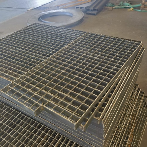 鋼格柵≠普通鋼板！它的獨特優勢全在這里