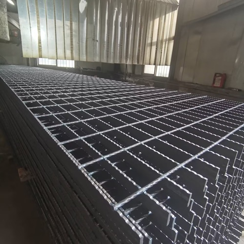 鋼格柵優勢大解析：它比你想象的更值得選