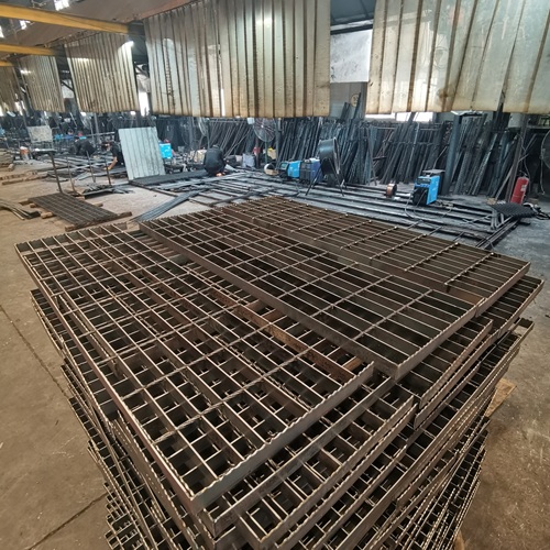 鋼格板是如何實現快速排水的