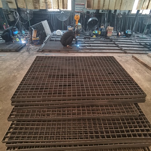 學(xué)校實訓(xùn)基地為何偏愛鋼格板